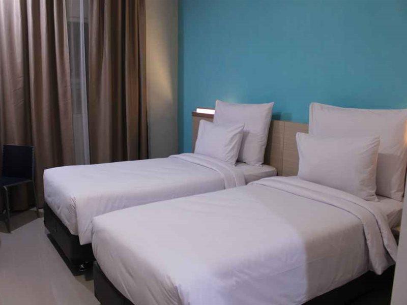 Hotel Mutiara Mitra Reddoorz Padangsidempuan Exterior foto