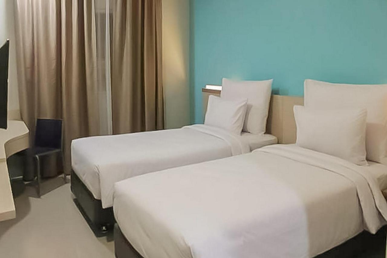 Hotel Mutiara Mitra Reddoorz Padangsidempuan Exterior foto
